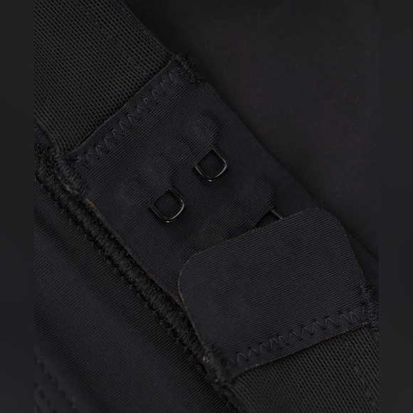 Lululemon All Day Breeze Bra - Picture 7 of 10